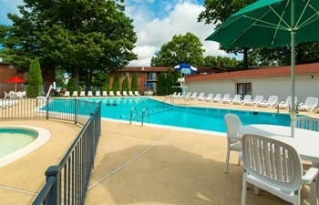 14 Enchanted Hills Rd. 1-3 Beds Apartment for Rent - Photo Gallery 5