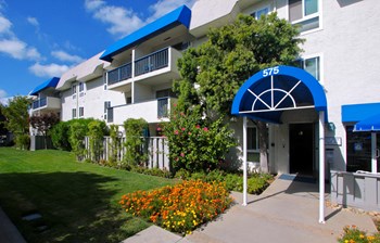 575 W. Hacienda Avenue Studio-2 Beds Apartment for Rent - Photo Gallery 2