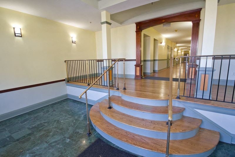 Stairs at entrances of building - Photo Gallery 1