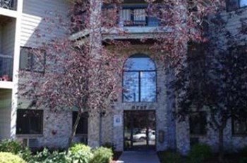 9787 Palm Street NW 1-3 Beds Apartment for Rent - Photo Gallery 4