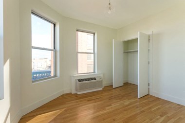 366 Westside Ave Studio-2 Beds Apartment for Rent - Photo Gallery 5