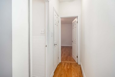 333 Fairmount Ave 3 Beds Apartment for Rent - Photo Gallery 1