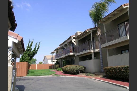 Pacific Vista Apartments