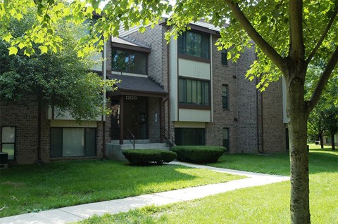12100 H Little Patuxent Parkway 1-2 Beds Apartment for Rent