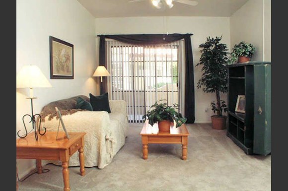 Atrium Court Apartment Homes 2323 W Dunlap Ave Phoenix Az Rentcafé Phoenix Photo Gallery 1