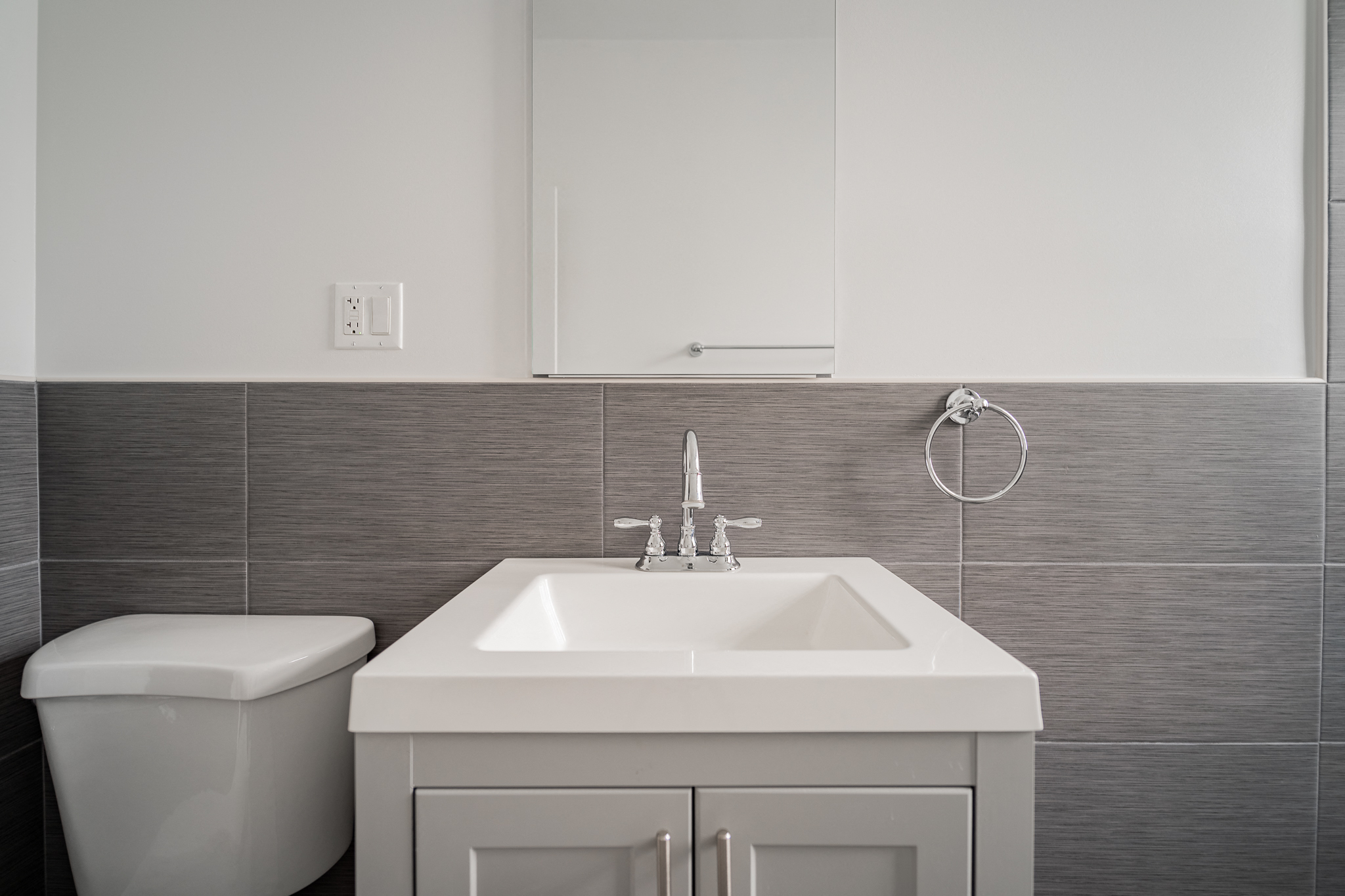 Updated Bathroom 5162-2B