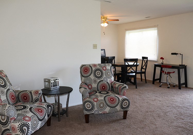 Springside Manor is a similar property to Sencit Towne House Apartments located in Shillington