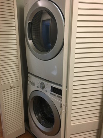 Dryer/Washer Dryer/Washer at Stonefarm Apartments, New Hampshire, 03766 - Photo Gallery 5