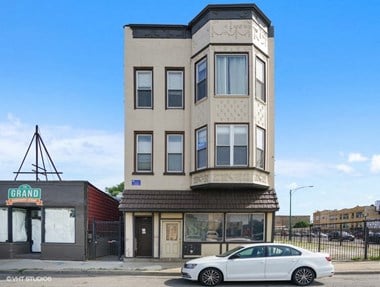 2351-55 W. Grand Ave. Studio-2 Beds Apartment for Rent