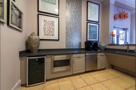 Sevona Park Row Apartments Park Row Houston TX RENTCafé