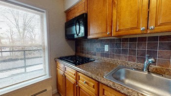 411 Bloomfield Avenue 1-2 Beds Apartment for Rent - Photo Gallery 2