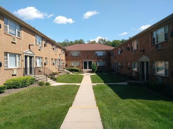 1 Pikeview Lane 1-2 Beds Apartment for Rent - Photo Gallery 7