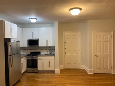 263 Franklin Ave. 1 Bed Apartment for Rent