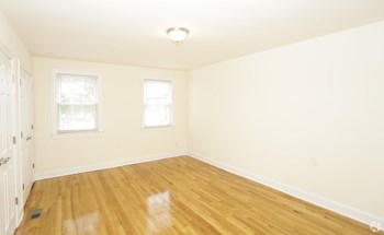17-33 Madison Ave. 2 Beds Apartment, Townhouse for Rent - Photo Gallery 6