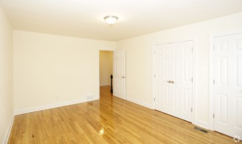 17-33 Madison Ave. 2 Beds Apartment, Townhouse for Rent - Photo Gallery 5