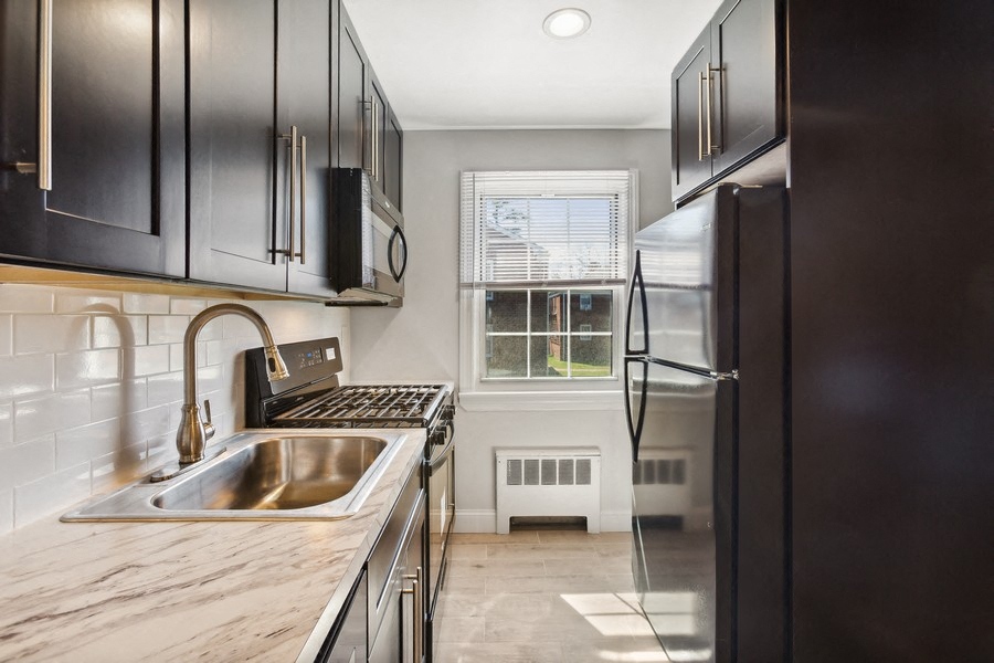 Ridge Gardens Apartments, 493 Linden Place, Orange, NJ - RentCafe