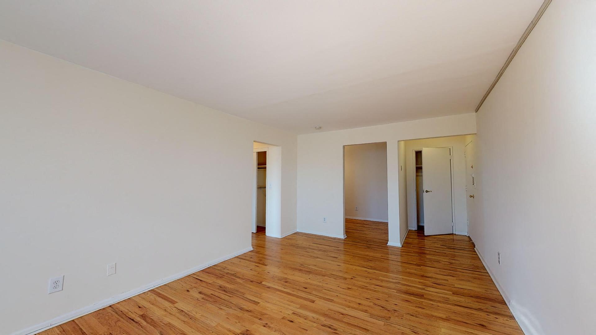 White House Apartments, 186 Franklin St., Bloomfield, NJ - RENTCafé