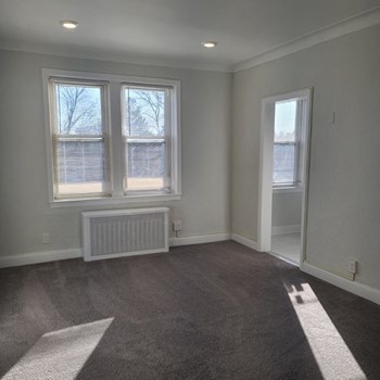 101 Terrace Avenue Studio-2 Beds Apartment for Rent - Photo Gallery 4