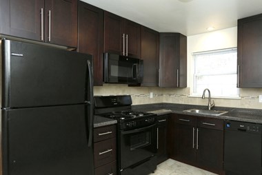 350-360 Crowells Road 2 Beds Apartment for Rent