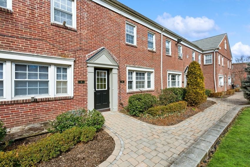 Scotland Park Apartments, 764 Scotland Rd., Orange, NJ RentCafe