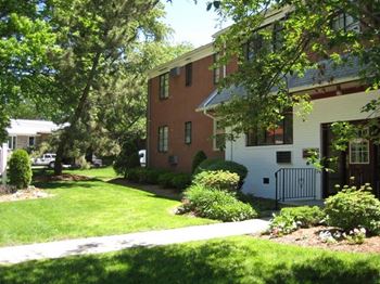 Rent Cheap Apartments In Bergen County From 1208 Rentcaf 233