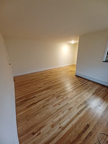 461 Heckman Street Apt. 103 1-2 Beds Apartment for Rent - Photo Gallery 3