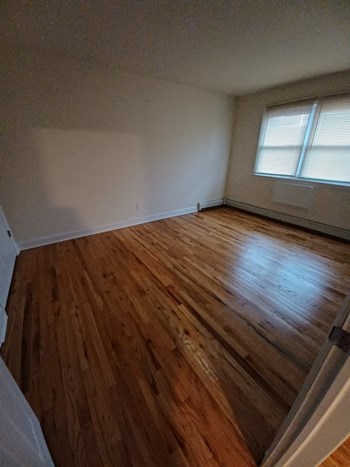 461 Heckman Street Apt. 103 1-2 Beds Apartment for Rent - Photo Gallery 5