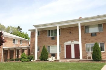 275-281 West Clinton Street 1-2 Beds Apartment for Rent - Photo Gallery 6