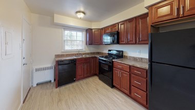 500 Camden Avenue 2 Beds Apartment for Rent