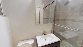 113-117 Vose Avenue Studio-1 Bed Apartment for Rent - Photo Gallery 3
