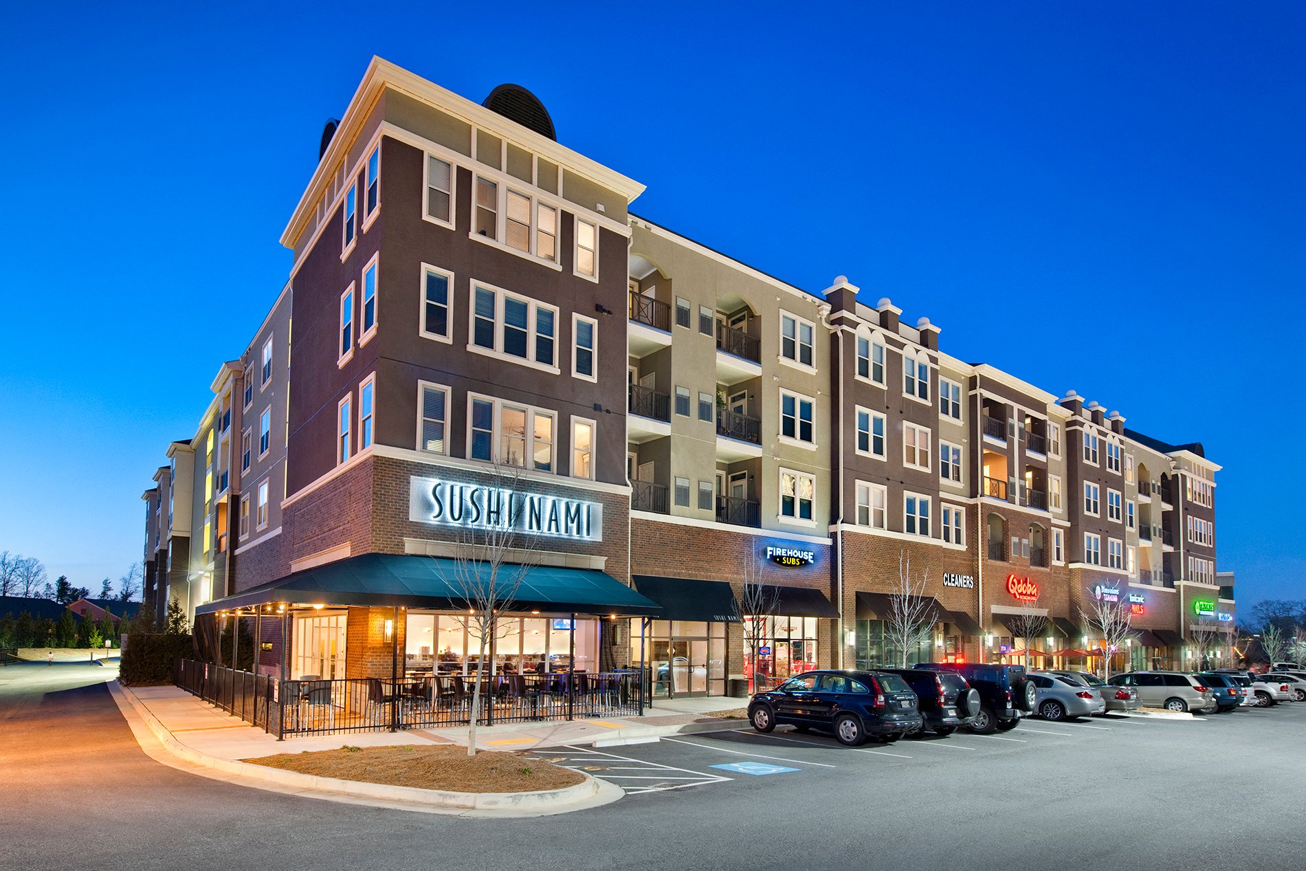 Windsor At Glenridge Sandy Springs Ga Luxury Apartments