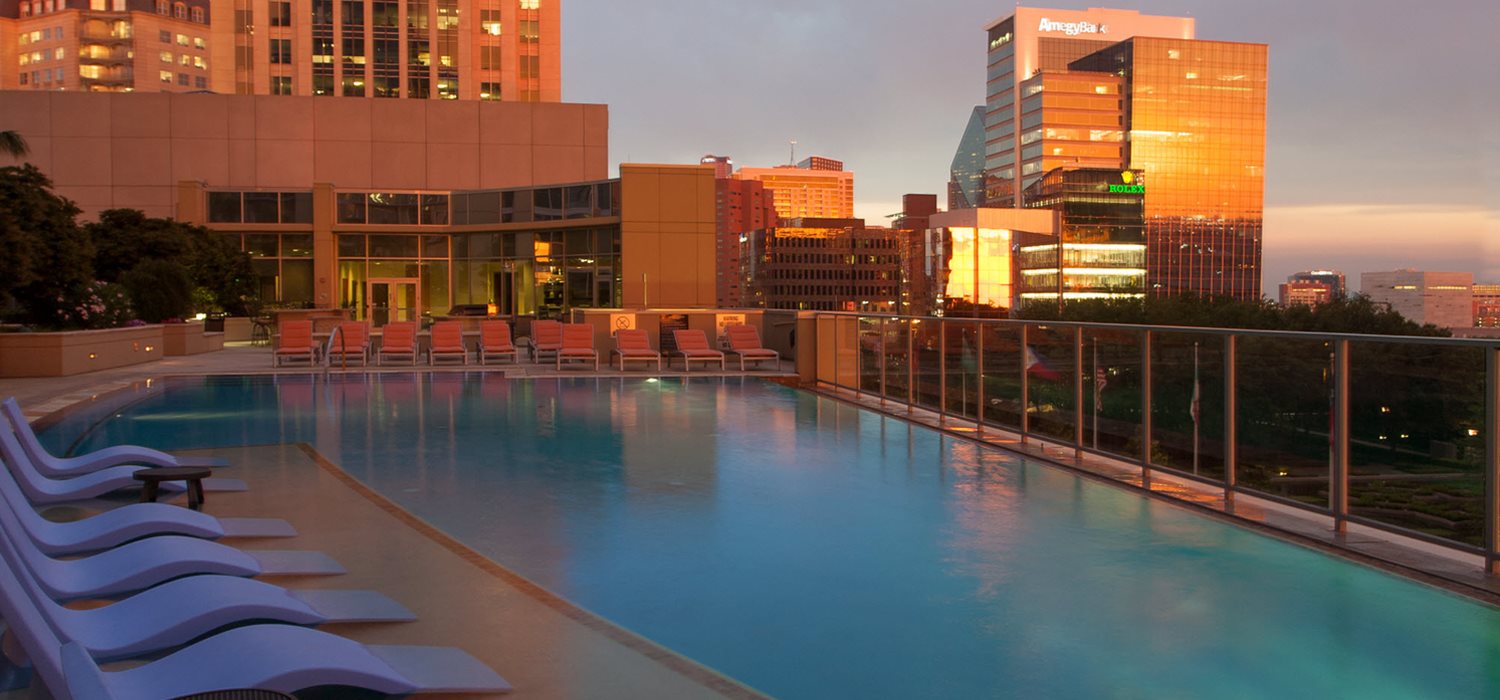 Uptown Dallas Apartments for Rent Glass House by Windsor