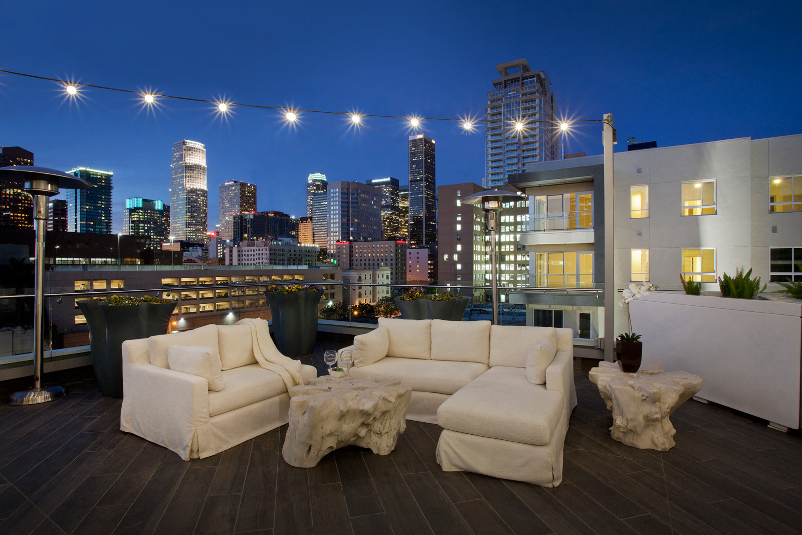 South Park by Windsor Luxury Apartments in Downtown Los Angeles, CA