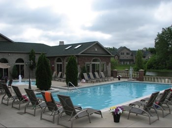 3879 Lone Pine 2-3 Beds Apartment for Rent - Photo Gallery 4