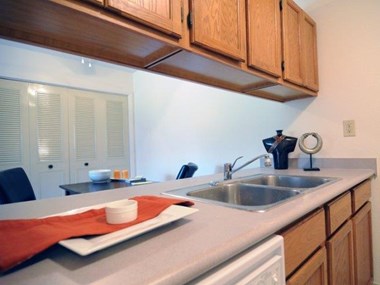 4800 Country Way East 1-2 Beds Apartment for Rent Photo Gallery 1