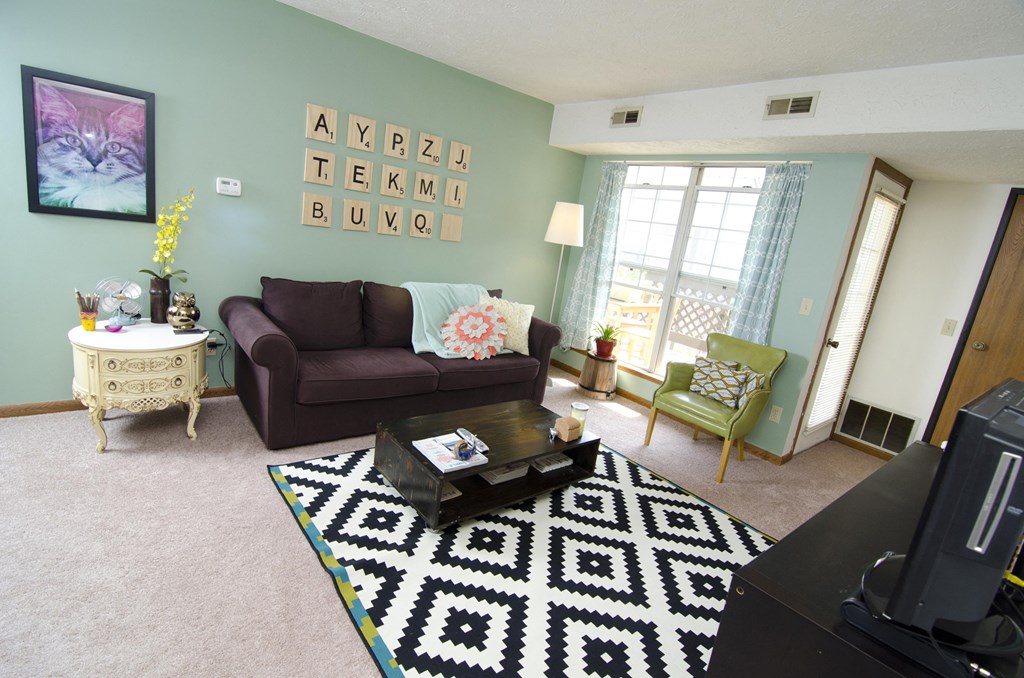 Living room Eastwind Apartments in East Lansing Michigan