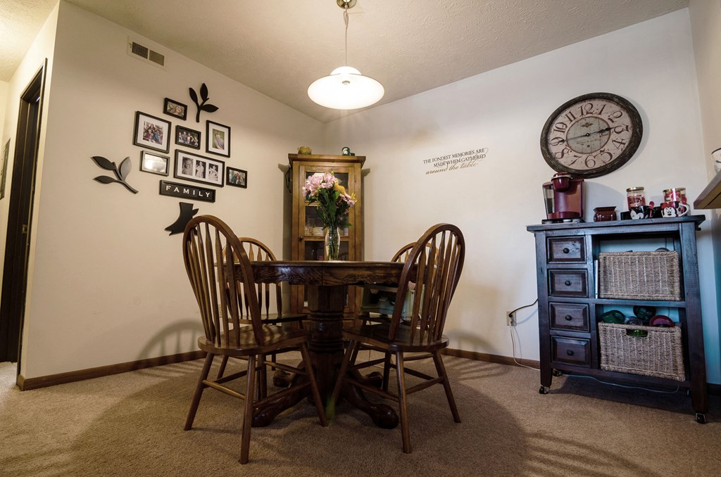 Spacious Kitchen in East Lansing Apartments near Michigan State University | Eastwinds