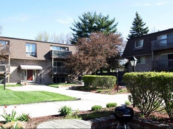 1115 Chester Road 2 Beds Apartment, Condo, Loft, Student for Rent - Photo Gallery 4