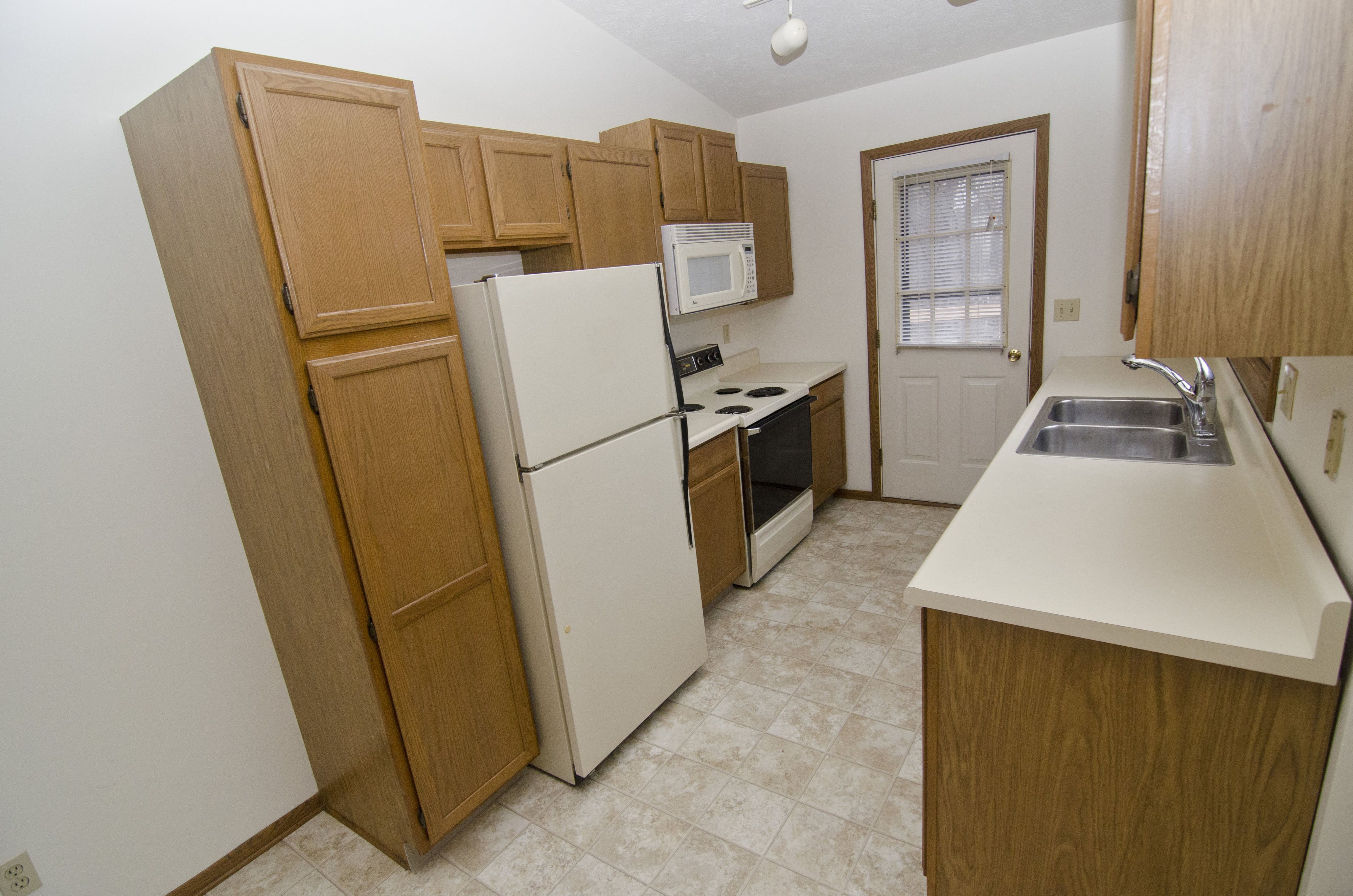 Kindlund Duplexes | Apartments in DeWitt, MI