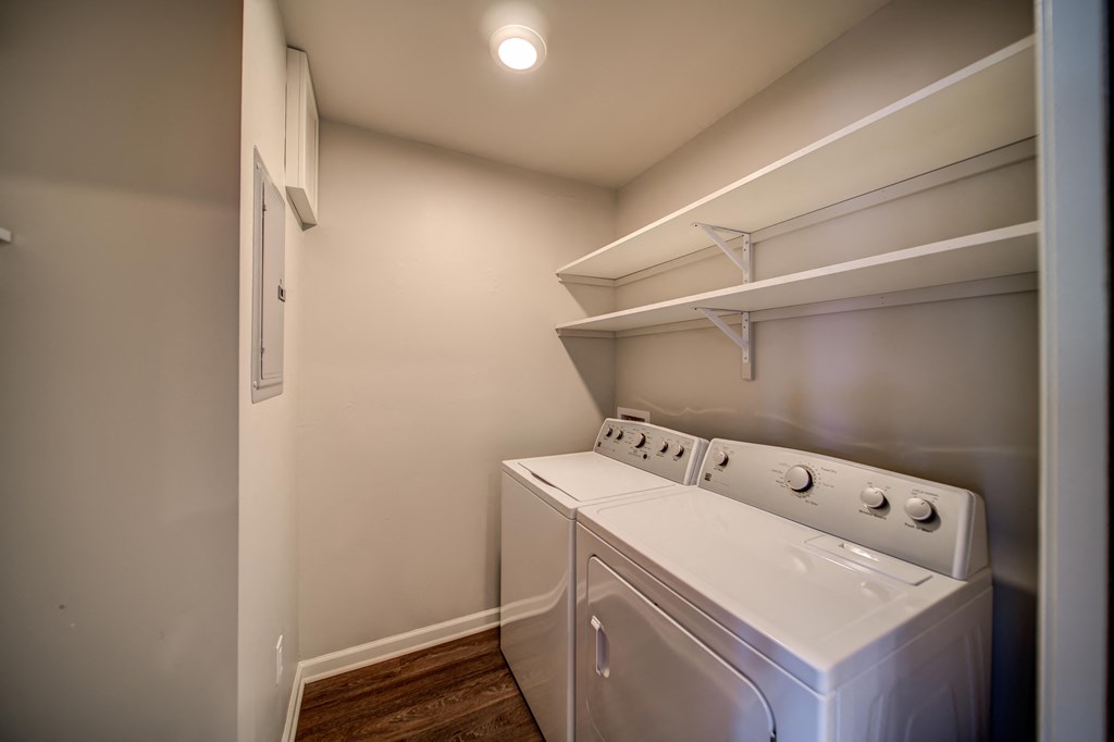 Washer and Dryer in Apartment in Lansing, Michigan