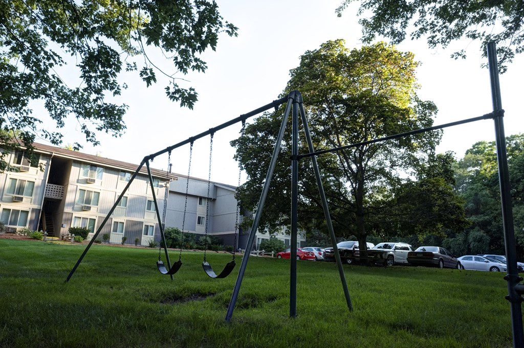 Exterior at Sycamore Apartments in Holt, MI