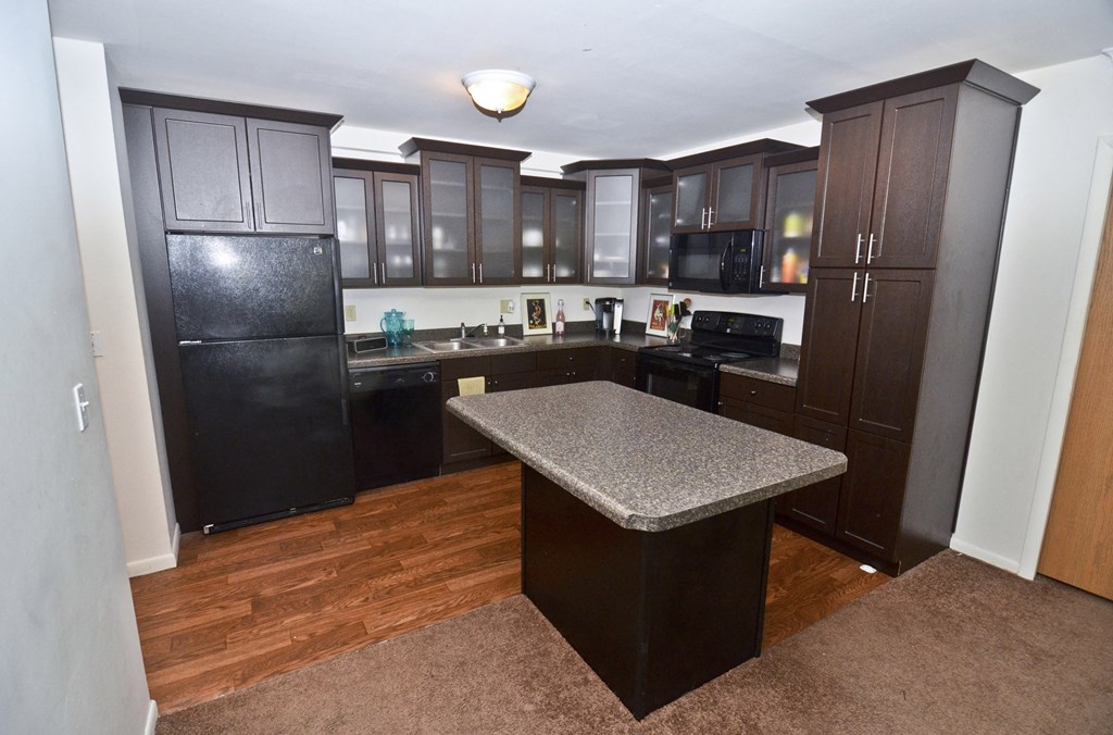 Spacious Kitchen and Living room in East Lansing Apartments near Michigan State University | Americana Apartments