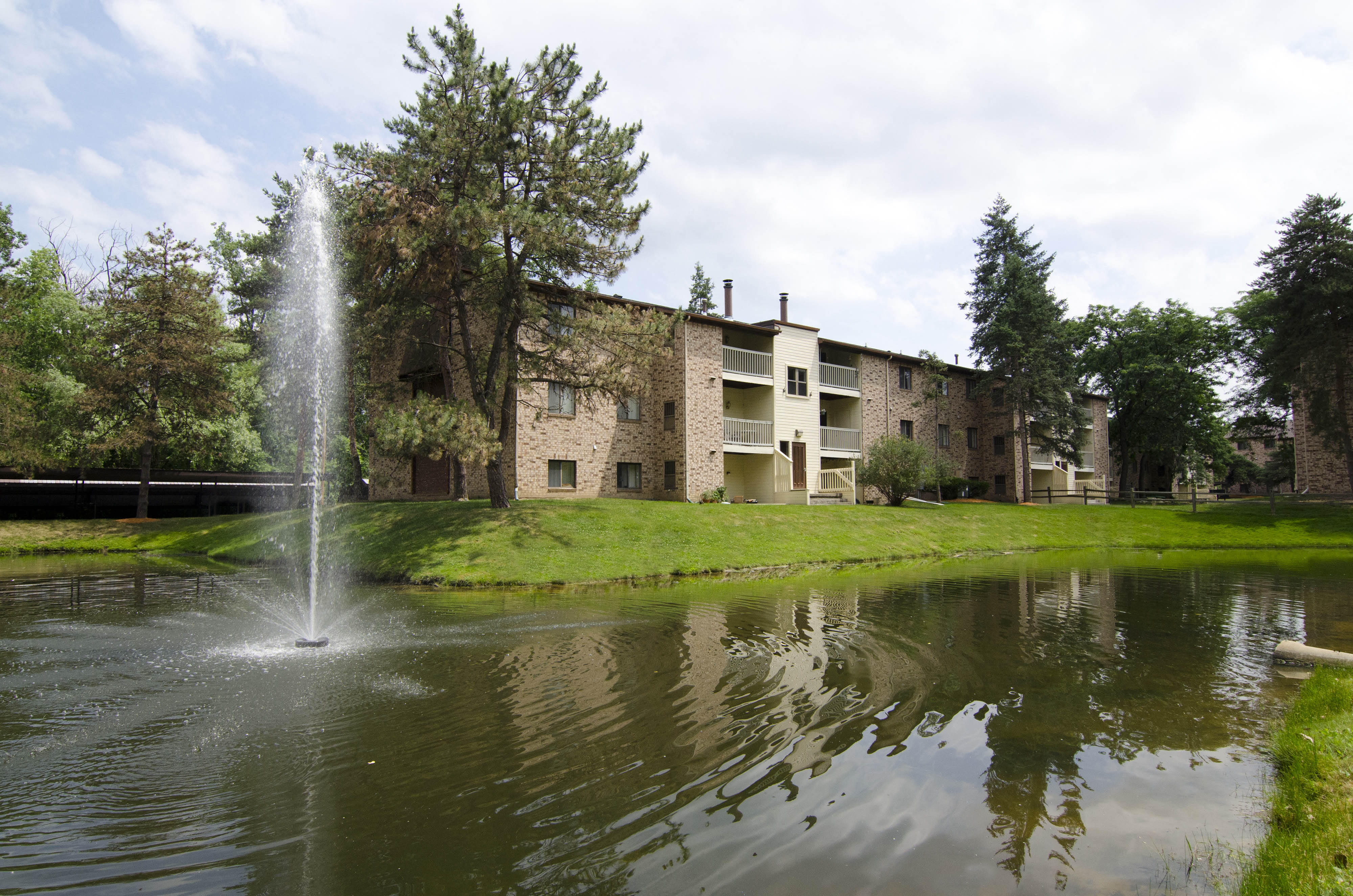 Spacious Living room in East Lansing Apartments near Michigan State University | Burnt Tree