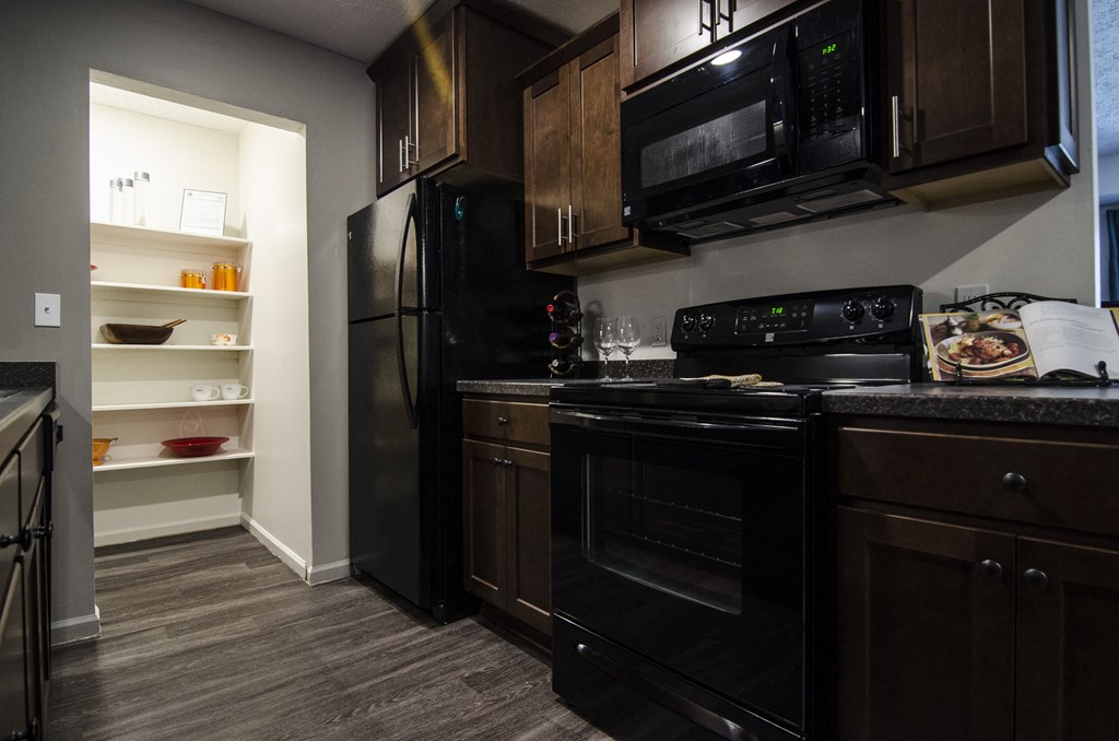 Spacious Kitchen in East Lansing Apartments near Michigan State University | Burnt Tree