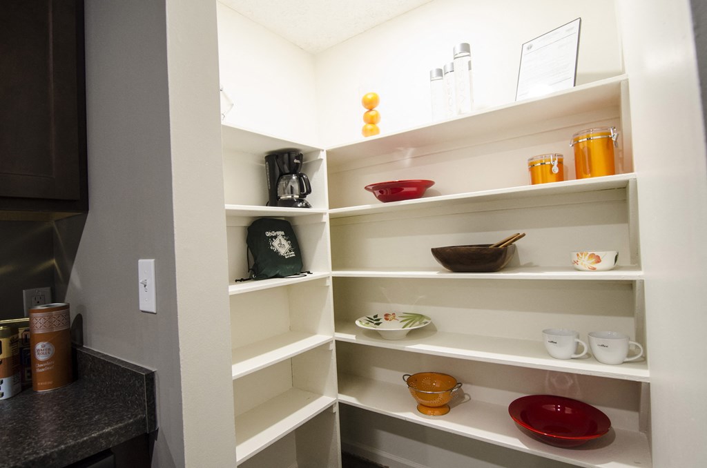 Spacious Kitchen in East Lansing Apartments near Michigan State University | Burnt Tree