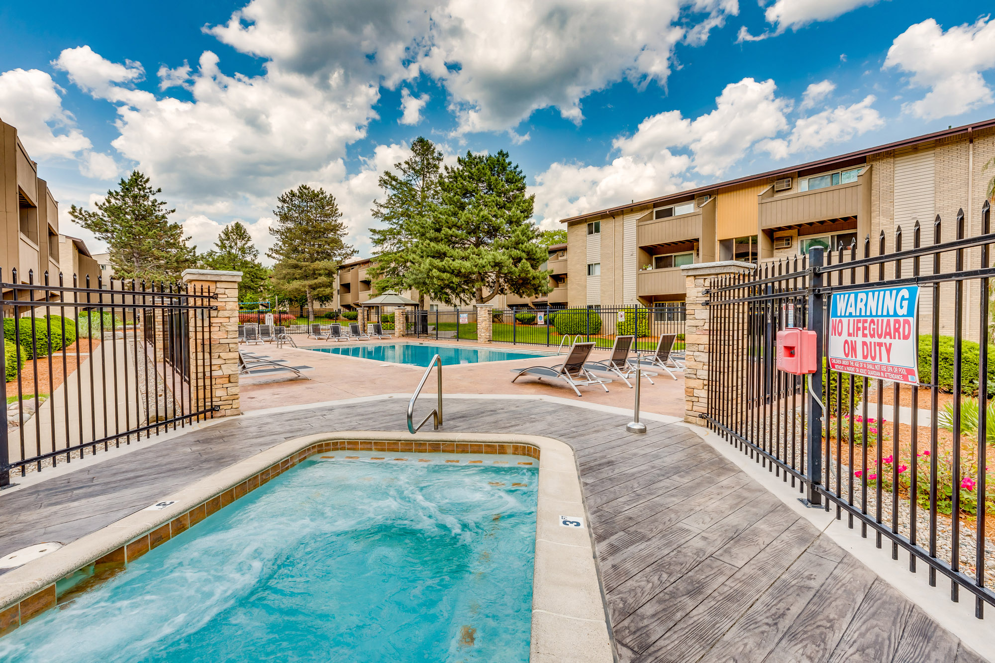 Capitol Villa Apartments Apartments In East Lansing Mi