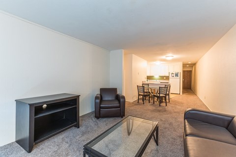 Spacious Living room in East Lansing Apartments near Michigan State University |Haslett Arms
