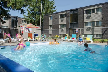 North Pointe Apartments Pool