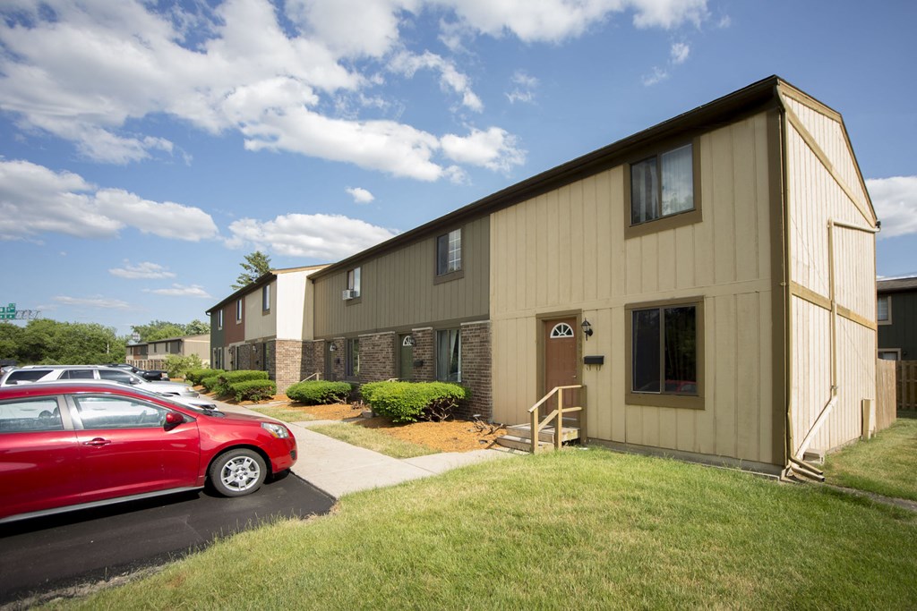 Townhomes near Michigan State University | Oakbrook Townhomes