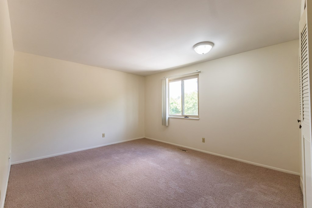 Townhomes near Michigan State University | Oakbrook Townhomes